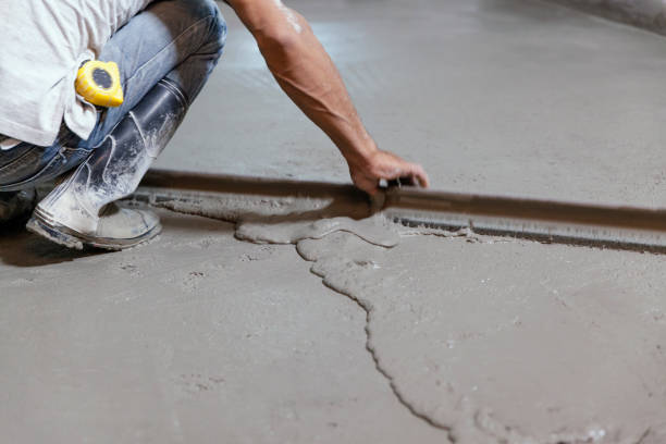 Best Concrete Pool Decks in Martsville, IN